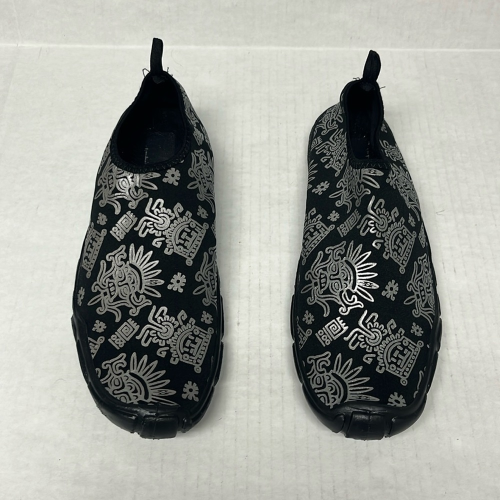 Men’s Aztec Print Black Water Shoes Slip-On Aqua 10 | adventure gear travel